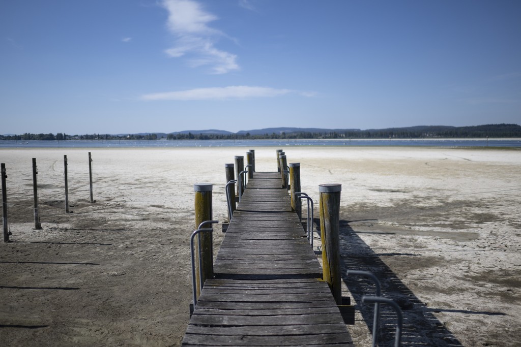 Trockener Sommer 2022 bei Triboltingen (TG): Auch die Anpassung an den Klimawandel ist in der Klimastrategie berücksichtigt. (Foto: Keystone-SDA / Gian Ehrenzeller)