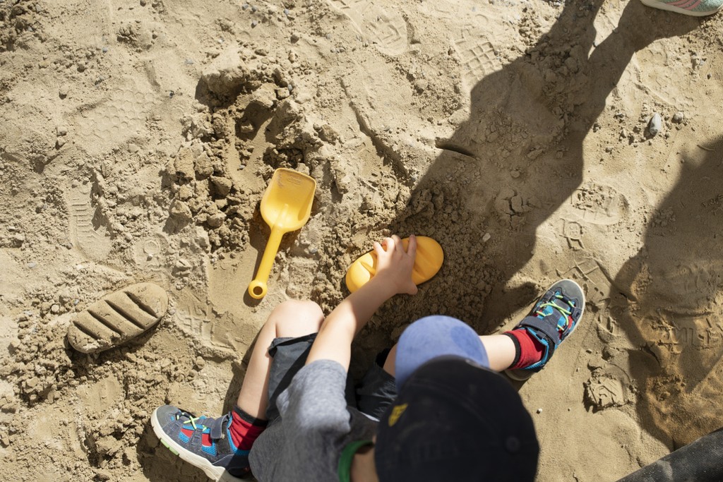 Weniger Kindergartenkinder: seit der Umstellung des Fördersystems hat sich die Gruppenzusammensetzung an den Kitas verändert. (Foto: Keystone-SDA / Gaetan Bally)