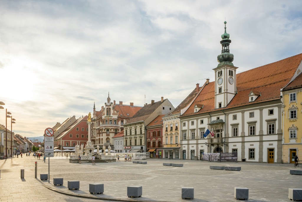 Maribor als eine der Pilotstädte des Projekts liegt an der Drau, nicht an der Donau – und ist doch von ihr geprägt. (Foto: Leonhard Niederwimmer / Unsplash)