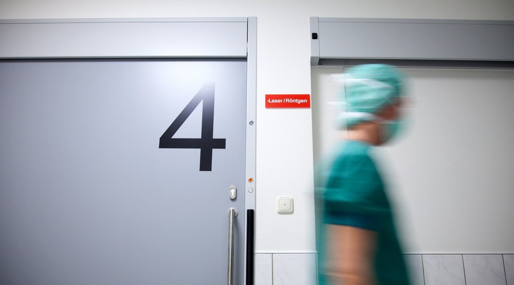 Un pilotage budgétaire ou tarifaire pour freiner la hausse des coûts du système des santé suisse. (Photo : Keystone)