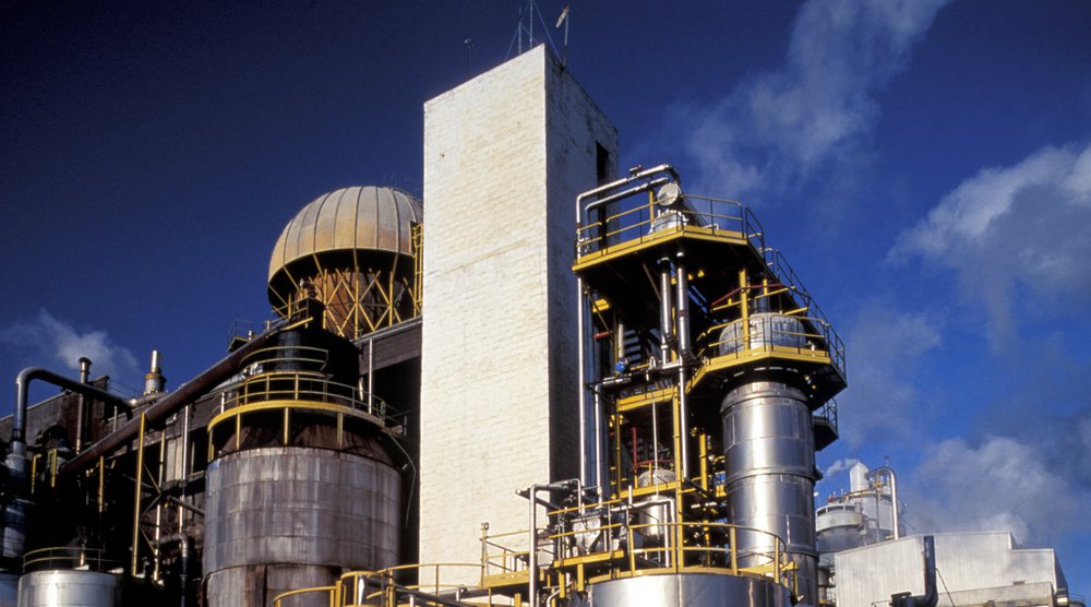 Die Ausnutzung des Rohstoffpotenzials für moderne Biotreibstoffe setzt erhebliche Investitionen in Produktionsanlagen voraus. (Foto: Keystone)
