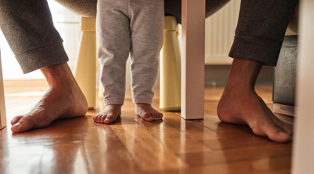 Wie Unterstützungsleistungen aussehen sollten, die anderen, neuen Familienmodellen besser entsprechen und damit effizienter und günstiger wären – das ist die Kernfrage des Projekts «Doing Family». (Foto: Keystone-SDA)