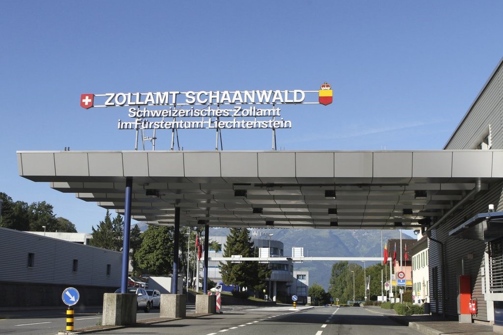 An der Grenze Liechtensteins kommt es regelmässig zu Staus – Mobility Pricing könnte diese reduzieren. (Foto: Keystone-SDA)