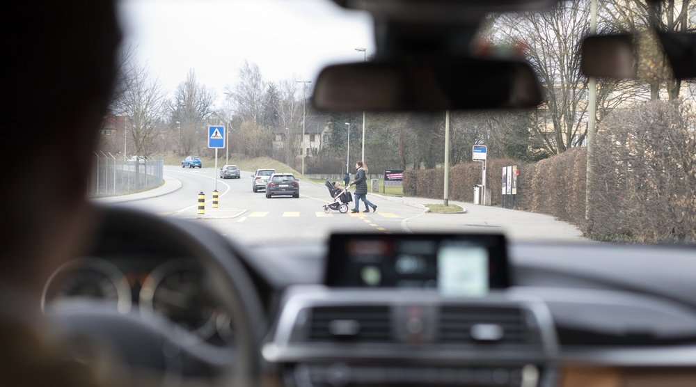 Verkehrsteilnehmende für eine vorausschauende Fahrweise zu sensibilisieren, ist ein zentrales Anliegen der Quality Alliance Eco-Drive. (Foto: Keystone)