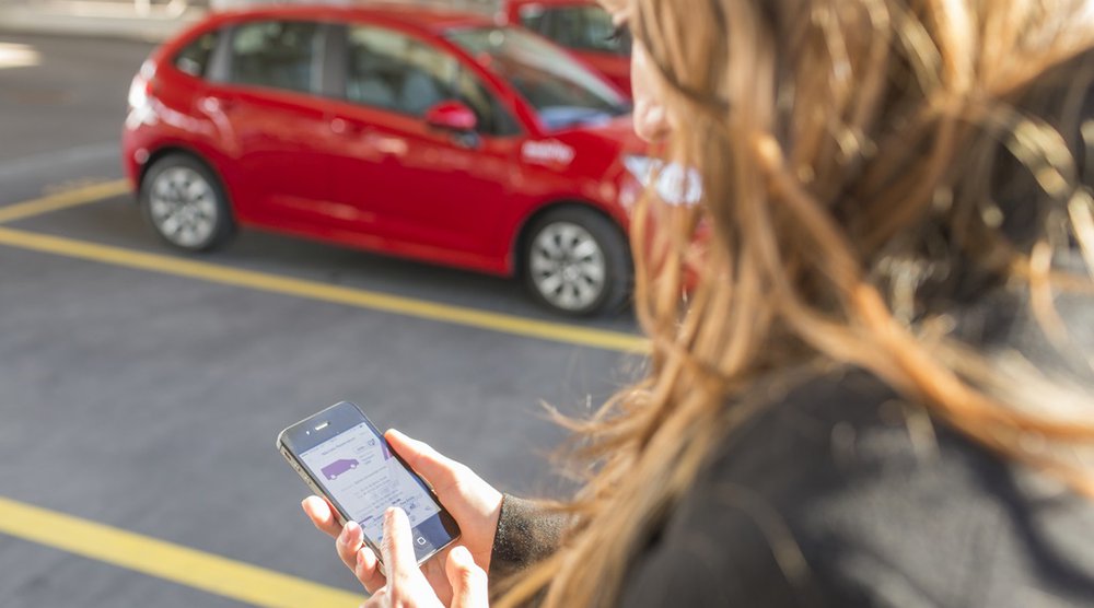 «Sharing» liegt im Trend, auch in der Schweiz. In einer Studie untersucht INFRAS gemeinsam mit Prof. Kurt Pärli, Juristische Fakultät der Universität Basel, sowie FehrAdvice & Partners, welche Chancen und Risiken die Plattformökonomie mit sich bringt. (Foto: Keystone)