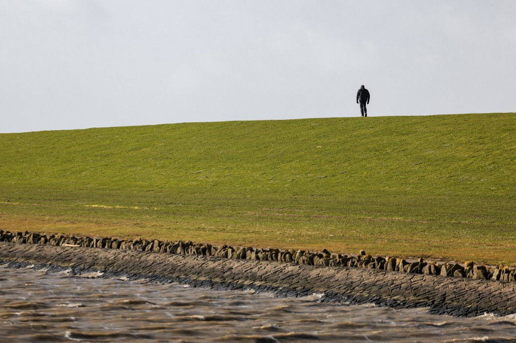 In an extreme climate scenario for Germany, dike increases may no longer be sufficient. (Photo: Keystone-SDA)