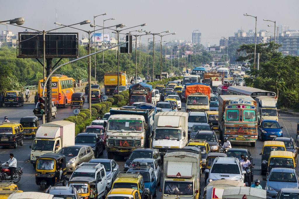 With the Transport Pricing Guidance, developing countries can estimate the effects of transport pricing measures on greenhouse gas emissions also with limited data availability. (Photo: Keystone)