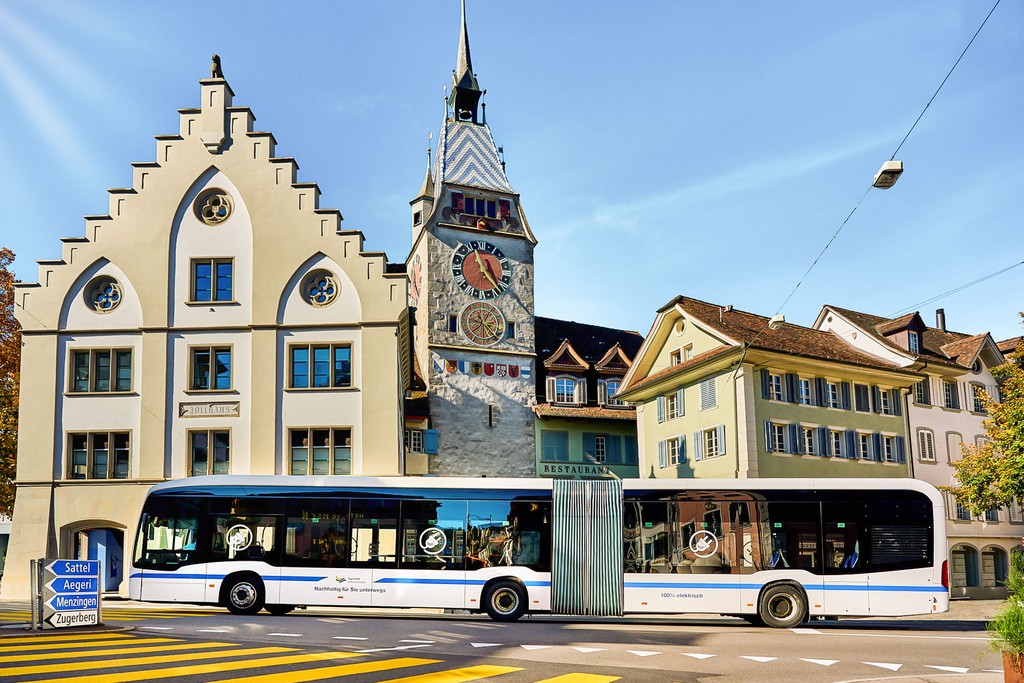 A quarter of Zugerland Verkehrsbetriebe’s buses are already electric – by 2035, the entire fleet should be fossil-free. (Photo: ZVB/André Maurer)