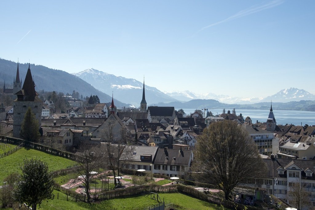Entsprechen die Beratungsangebote im Kanton Zug den Bedürfnissen der Migrationsbevölkerung? Eine Bestandesaufnahme schafft Klarheit. (Foto: Keystone/Anthony Anex)