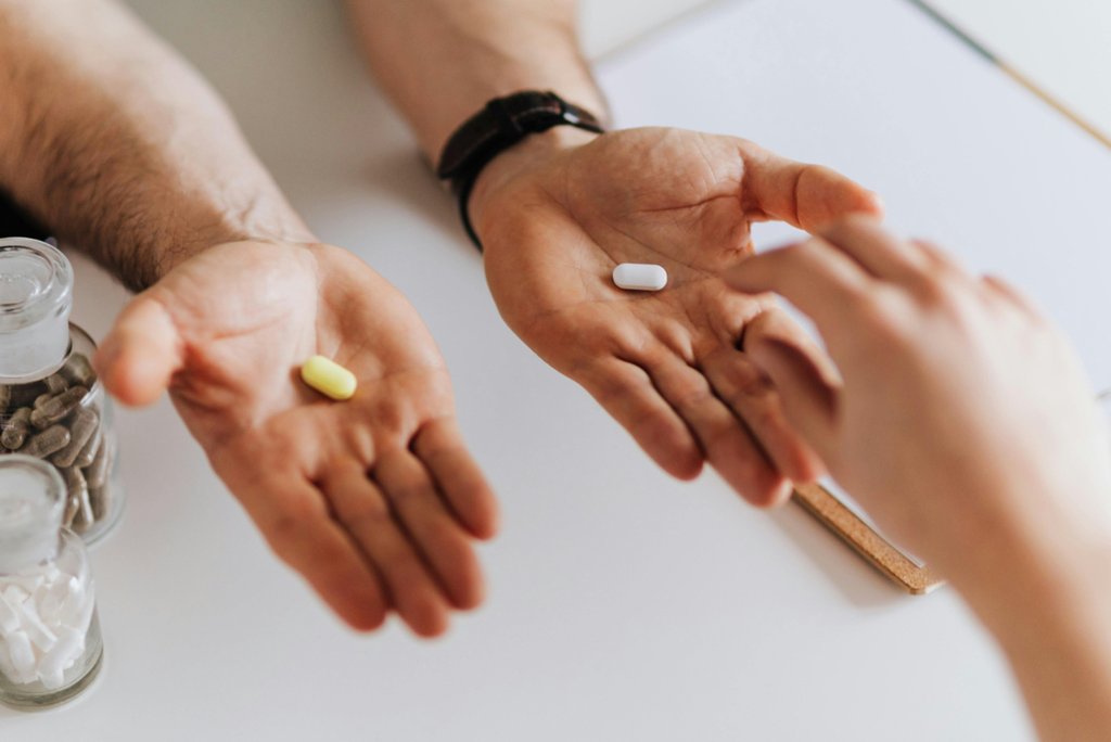 Der Stimmbevölkerung liegen am 9. Juni zwei Volksinitiativen zum Thema Gesundheitskosten vor. (Foto: Karolina Grabowska / Pexels)