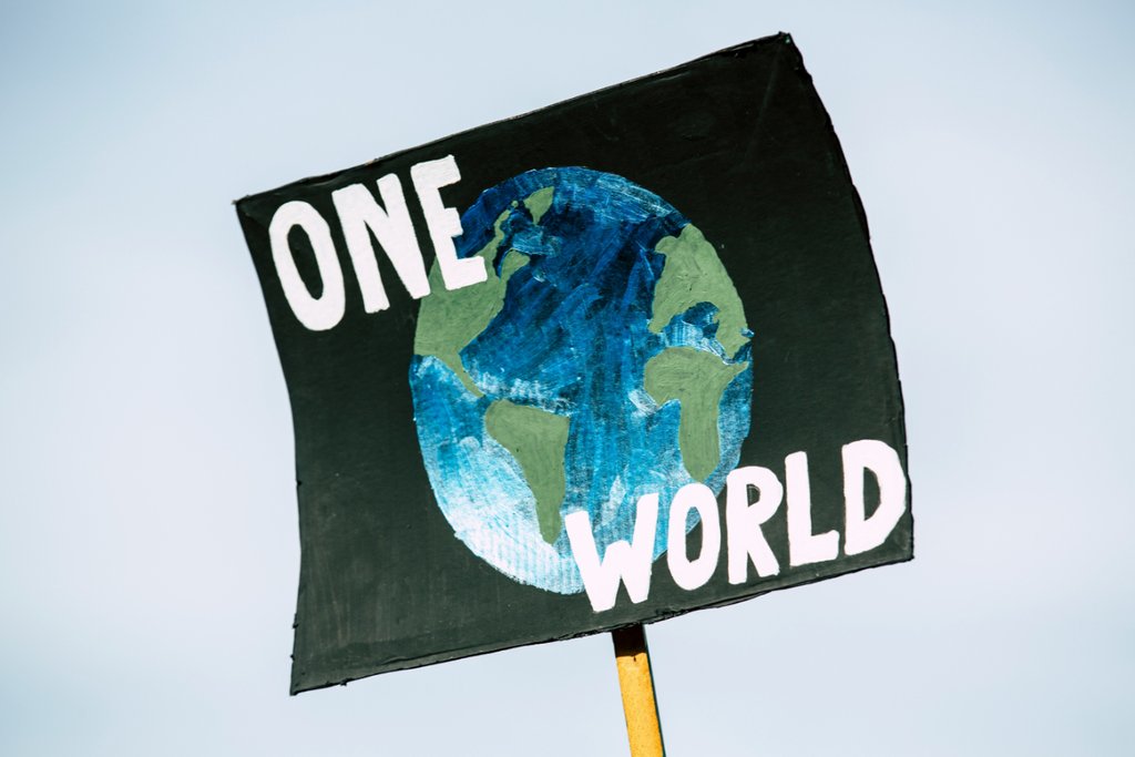 In Klimaallianzen schliessen sich verschiedene Akteure zusammen – staatliche und nicht-staatliche. (Foto: Markus Spiske / Unsplash)