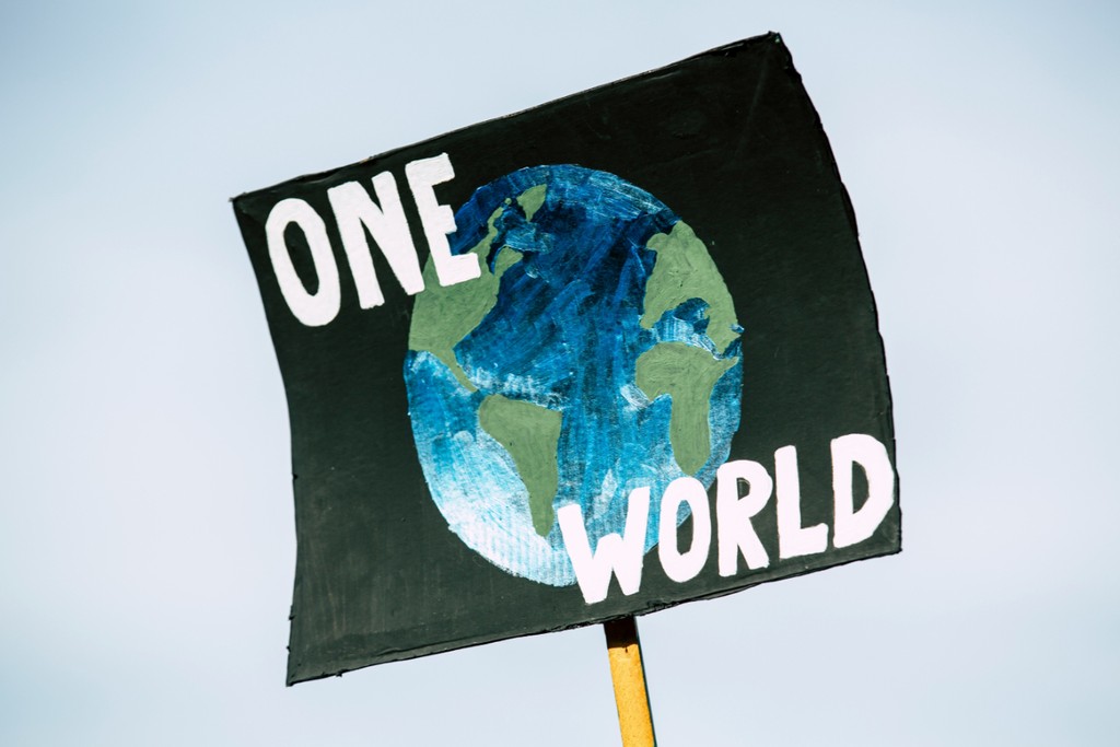 Les alliances climatiques rassemblent différents acteurs, gouvernementaux et non gouvernementaux. (Foto: Markus Spiske / Unsplash)