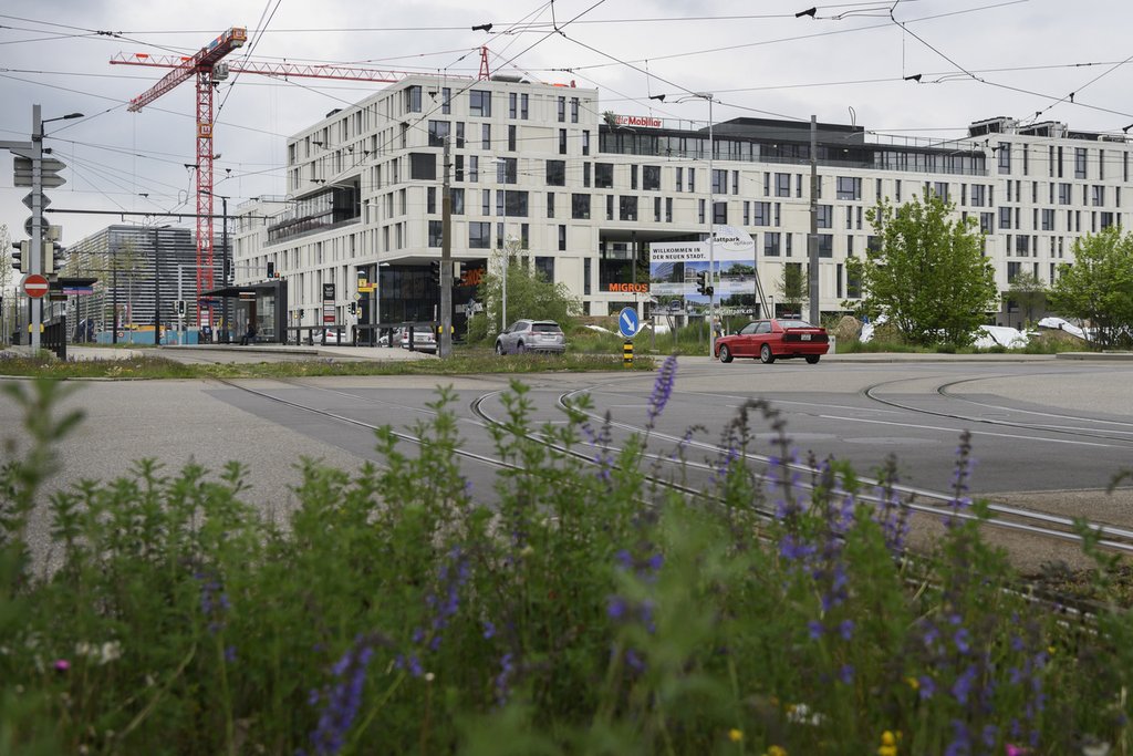 Die neue Methodik ermöglicht es, Standorte gesamtverkehrlich zu erfassen und ist so ein hilfreiches Instrument für die Verkehrs- und Siedlungsentwicklung. (Foto: Keystone-SDA)